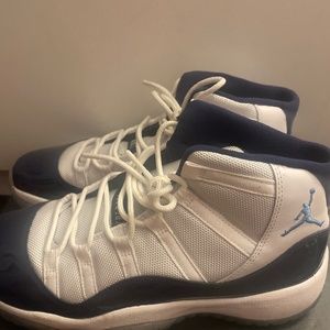 Air Jordan youth size 7